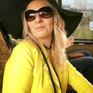 Meet your Posher, Kelly anne